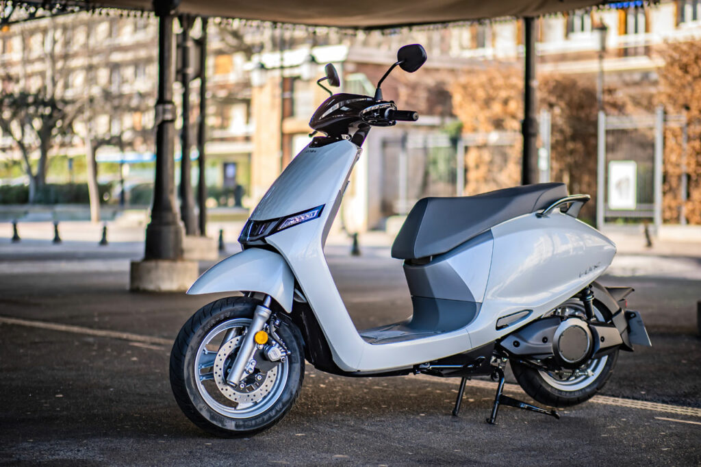 Essai Scooter Lectrique Kymco Ionex I One Proche Du Sans Faute