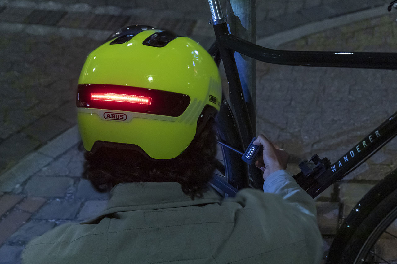 Gilet Lumineux LED Vélo & 2 Roues, Sécurité ! Liv. Gilet LED GRATUITE