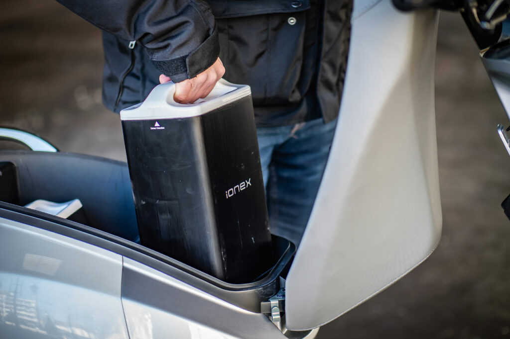 Essai scooter électrique Kymco iOnex iOne Proche du sansfaute