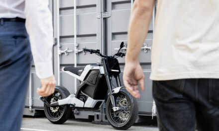 DAB Motors et Peugeot Motocycles : Main dans la main pour le futur de la mobilité électrique