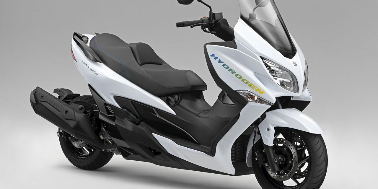 Scooter électrique et hydrogène : Suzuki lève le voile sur ces futurs deux-roues au Japan Mobility Show 2023
