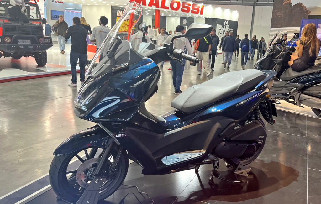 Eicma Nouveau Scooter Urbain Kymco Skytown Urbaanews