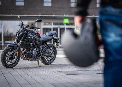 En 2014, la Yamaha MT-07 bousculait le marché moto en devenant instantanément la meilleurs vente moto en France.