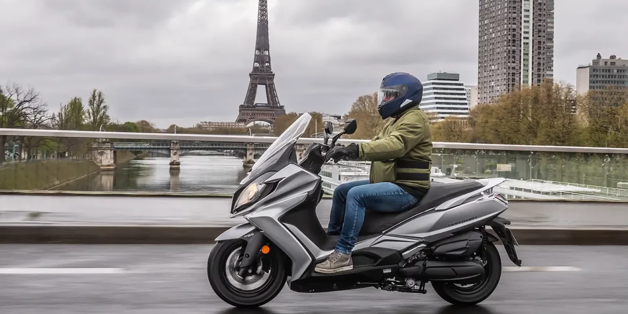 Est-ce la fin des motos et scooters la nuit à Paris ?