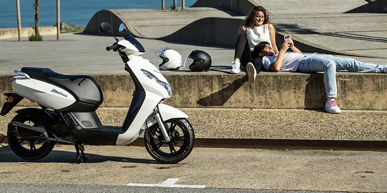 Peugeot Kisbee : L’essence du scooter urbain à prix mini