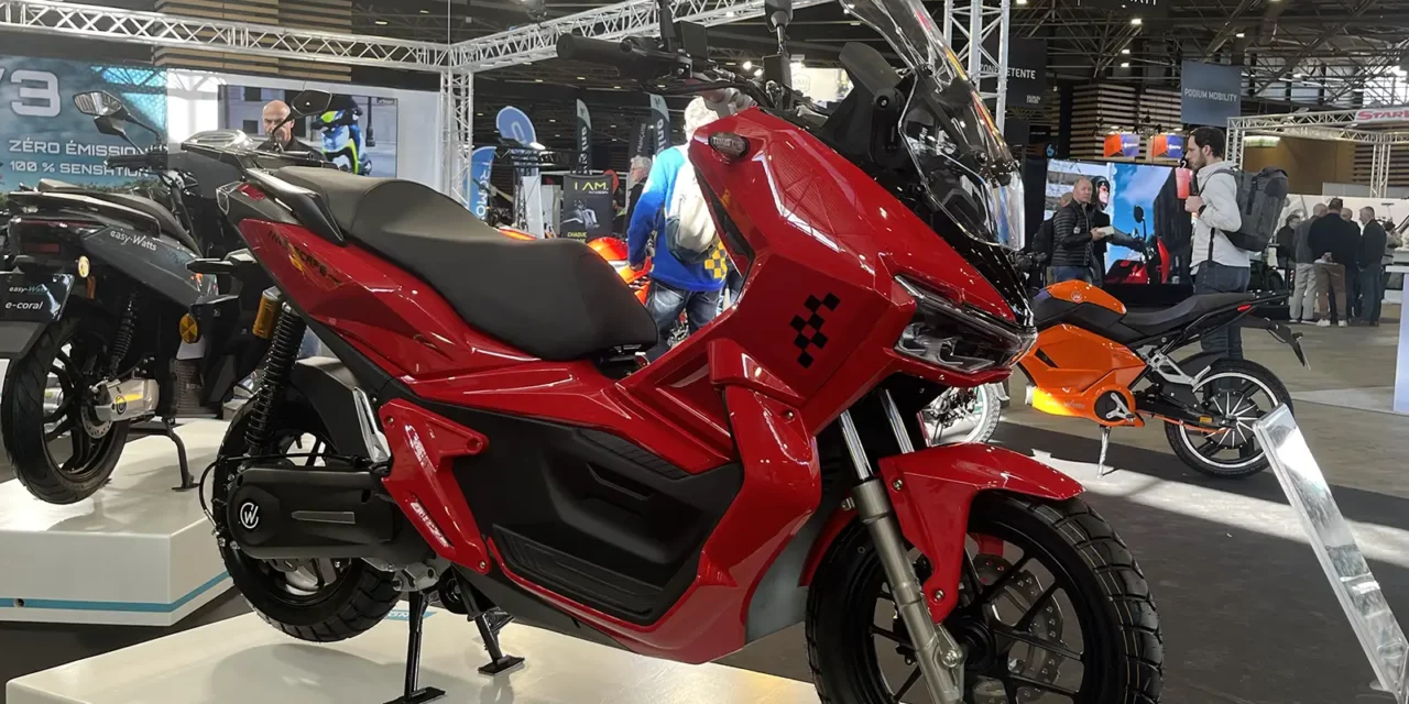 Scooter et moto électriques : Easy-Watts présente les nouveautés 2024