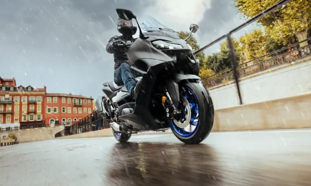 Michelin Power Shift : Le pneu maxiscoot pour maîtriser la pluie ?