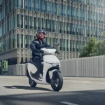 EICMA 2024 : Honda présente le scooter électrique CUV e: